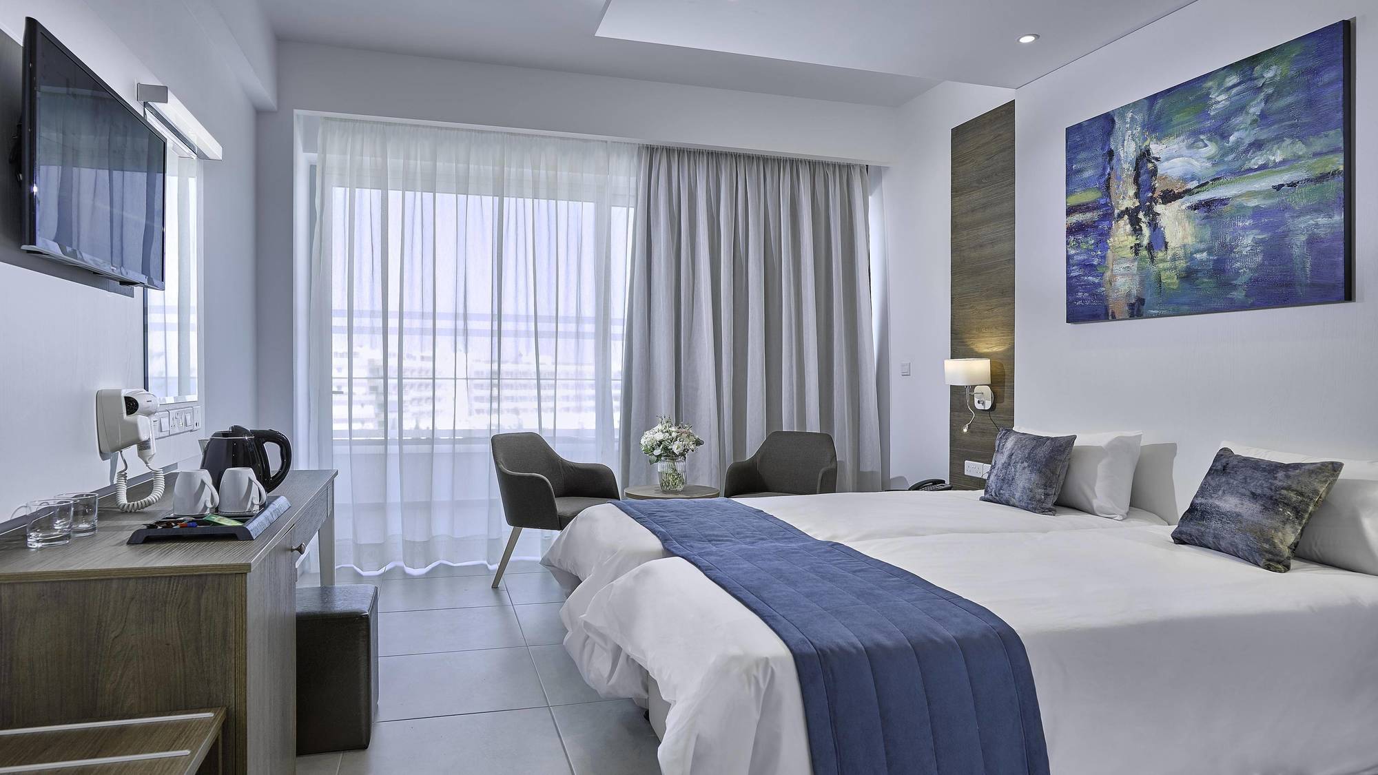 Gaia Sun N Blue Hotell 4*
